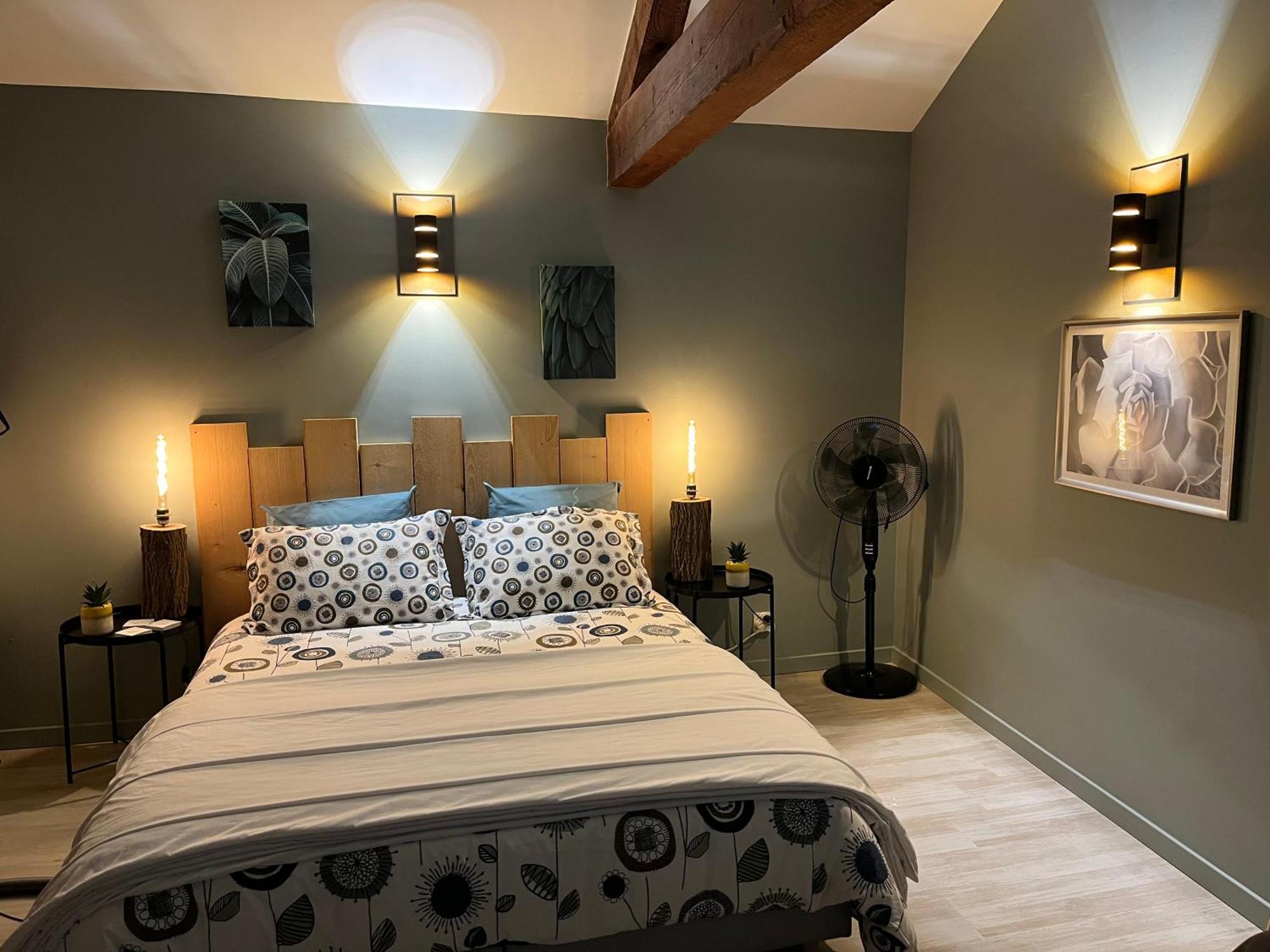 Le Charles IX Apartment Roussillon  Ngoại thất bức ảnh