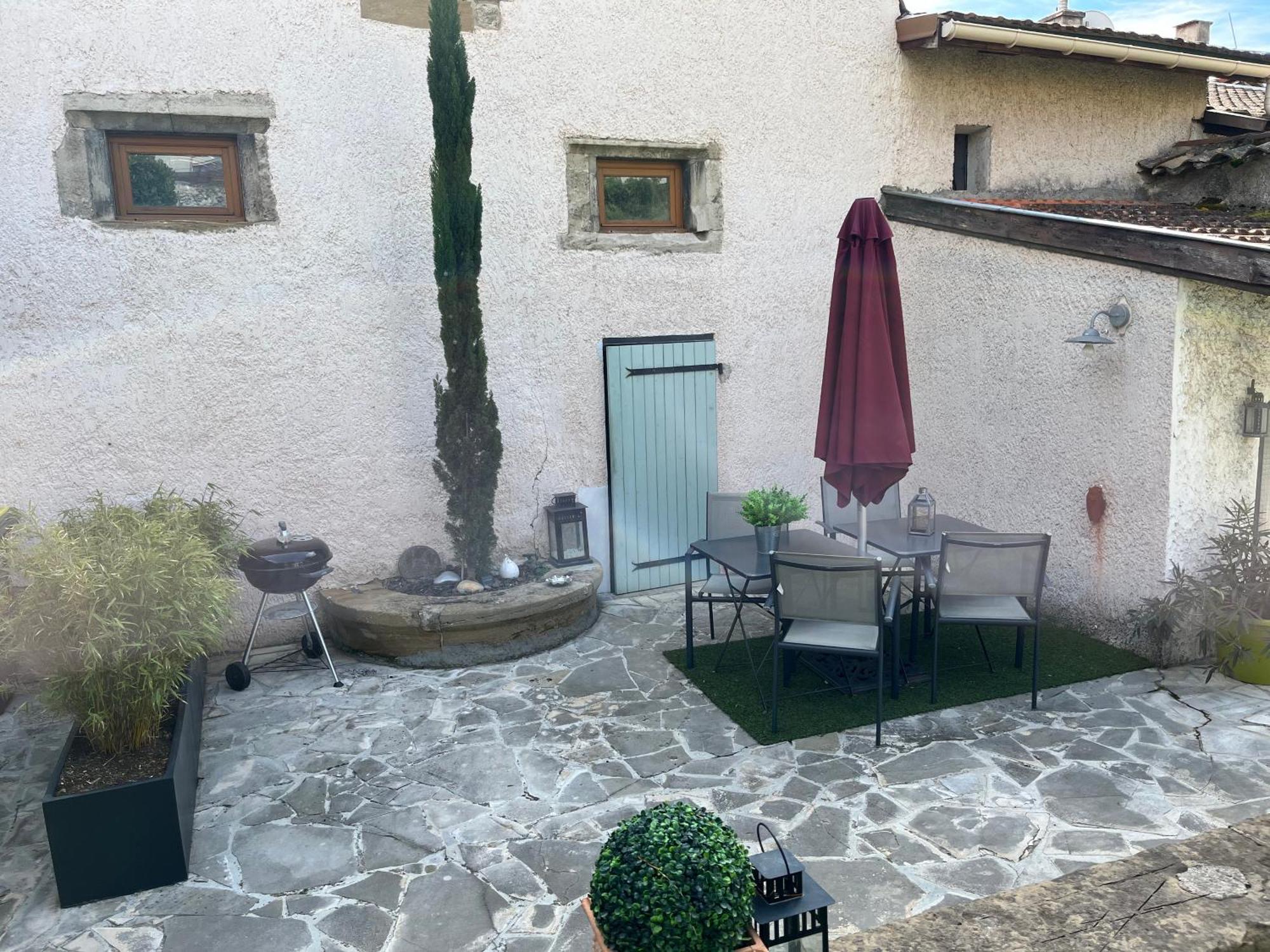 Le Charles IX Apartment Roussillon  Ngoại thất bức ảnh