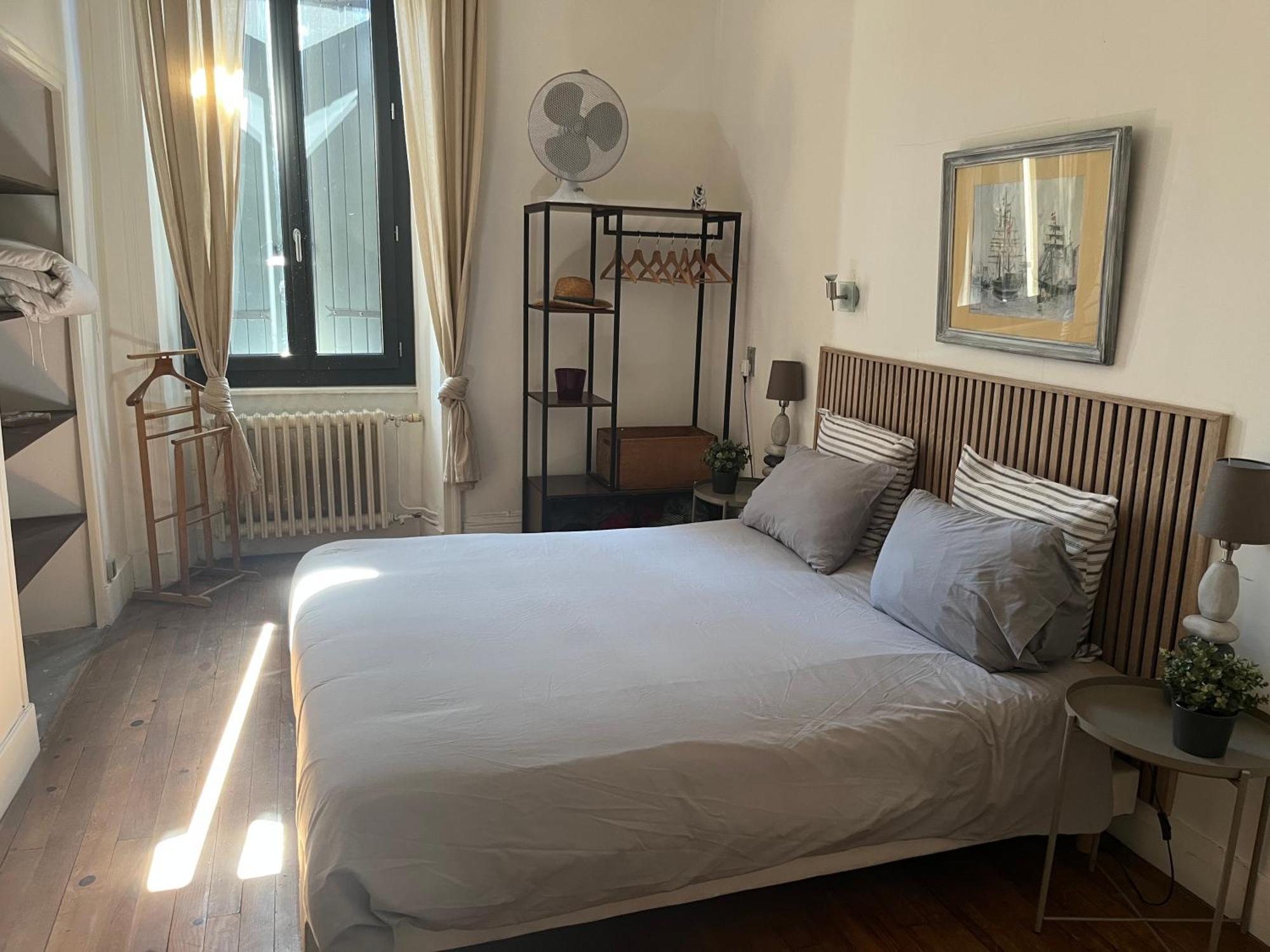 Le Charles IX Apartment Roussillon  Ngoại thất bức ảnh