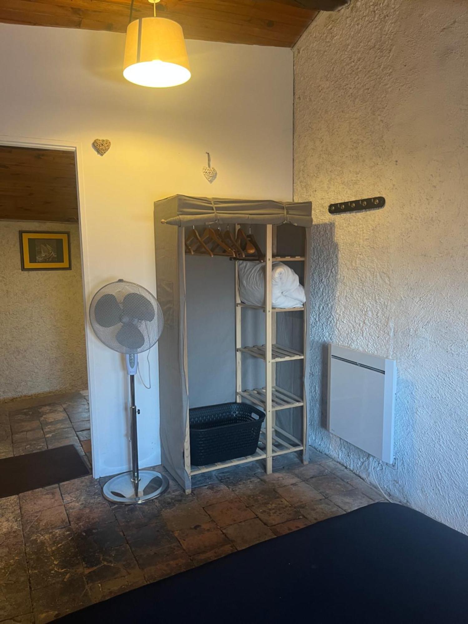 Le Charles IX Apartment Roussillon  Ngoại thất bức ảnh